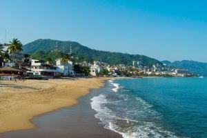 Playa Camarones