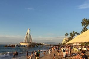 Playa Los Muertos