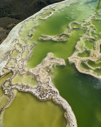 Descubre la Cascada Petrificada Hierve el Agua en Oaxaca