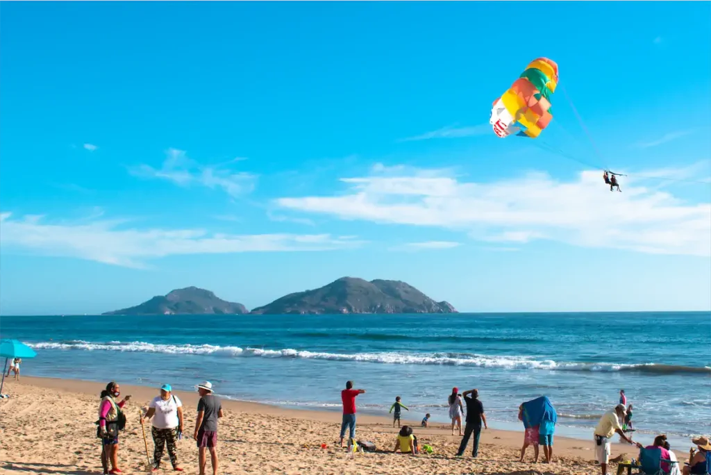 playa cerritos Mazatlán
