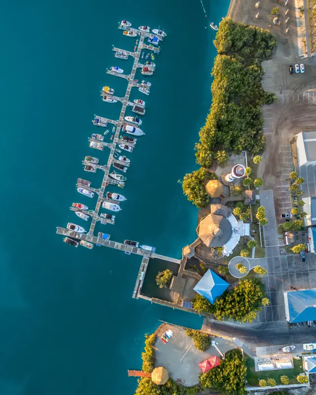 club de yates isla de cortes