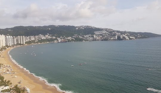 las mejores playas de acapulco