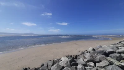 Playa El Faro, Ensenada: Un Rincón Tranquilo con Vistas Increíbles