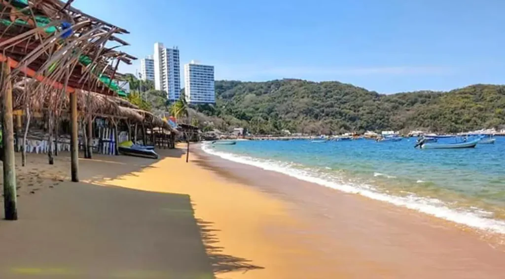 playa puerto marquez