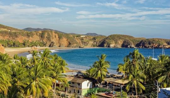 playa azul Michoacán