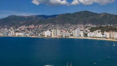 Las Mejores Playas de Acapulco: ¿Cuál Elegir Según Tu Plan de Viaje?