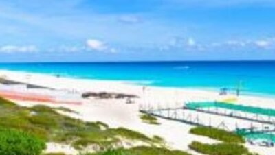 playa delfines cancun